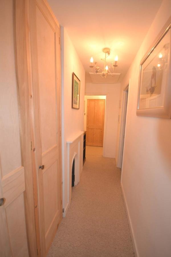 Delightful In - One Bedroom Farm stay *